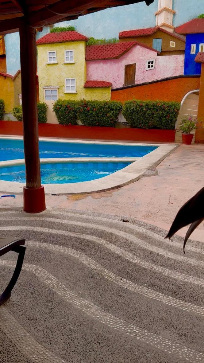 Hotel Zihuatanejo Centro Exterior photo